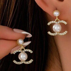 NEW Pearl & Rhinestone Gold-Tone Drop Earrings | Elegant Statement Studs